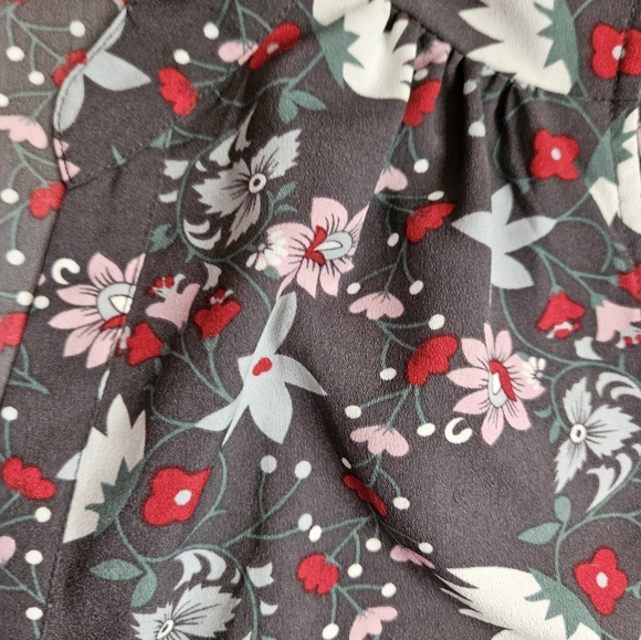 Cabi Womens Gray Floral Sheer Button Up Sleeveless Top Size XS - Picture 6 of 12